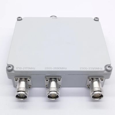 Tri-band Low Pim Combiner 600-2170 2500-2690 3400-4000MHz voor apparatuur
