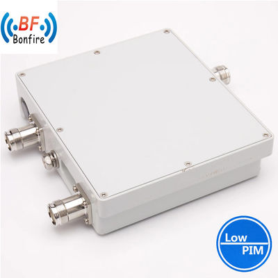 RF 300W N-Vrouwelijke 900/1800MHz Diplexer Passieve Combiner met 4.3-10 F/DIN-F Interface