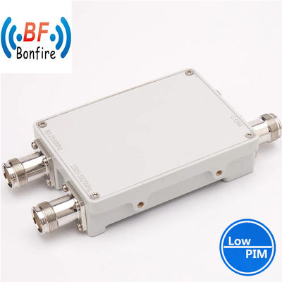 RF 300W N-Vrouwelijke 900/1800MHz Diplexer Passieve Combiner met 4.3-10 F/DIN-F Interface