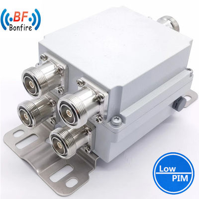 Dual Band Combiner 790-862 880-960MHz voor Indoor/Outdoor IP65 12.00cm * 10.00cm * 6.00cm