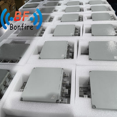 4.3-10f DIN-F Interface RF Quadplexer Multiplexer voor 698-960/1710-1880/1920-2170/2600-3800MHz