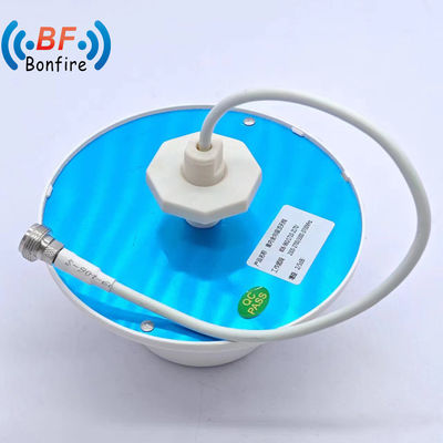 Verfraaien van de schakelaar met 4.3-10-F connector type 3300-4000MHz Indoor Mini Plate Antenna