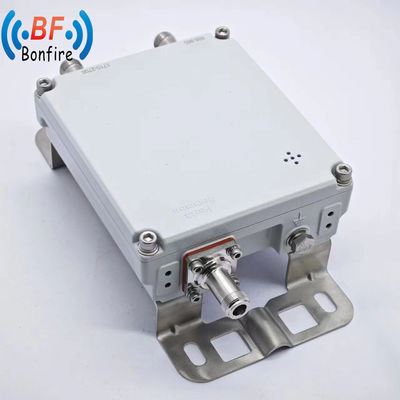 Op maat 1710-2170MHz 2300-2690MHz Dual-Band RF Diplexer Duplexer met SMB Vrouwelijk