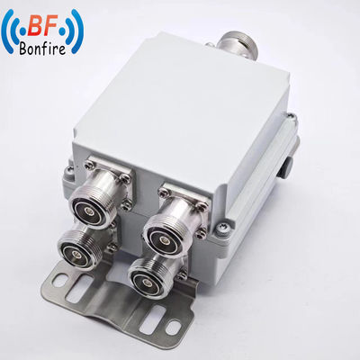 Innen/buiten IP65 1710-2170MHz 2300-2690MHz RF-diplexer met 7/16DIN vrouwelijke aansluiting