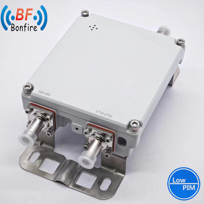 HLQ-XXXXX Dual Band Combiner Duplexer 1710-2170MHz 2300-2690MHz met IP65-bescherming