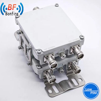HLQ-XXXXX Quadplexer Multiplexer voor binnen- en buitenruimte IP65 voor 1710-2170 MHz en 2300-2690 MHz