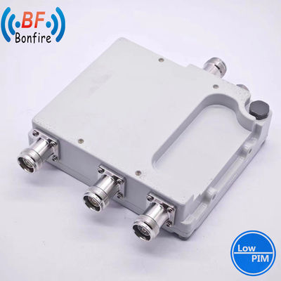 Low Pim Combiner VHF UHF Band Duplexer voor netwerkdekking van 1710-2170MHz 2300-2690MHz