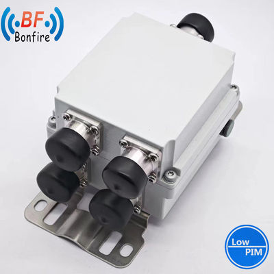 Indoor/outdoor HLQ-XXXXX Dual-Band Combiner voor basisstation 1710-2170MHz 2300-2690MHz