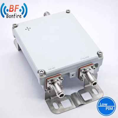 Indoor/outdoor HLQ-XXXXX Dual-Band Combiner voor basisstation 1710-2170MHz 2300-2690MHz
