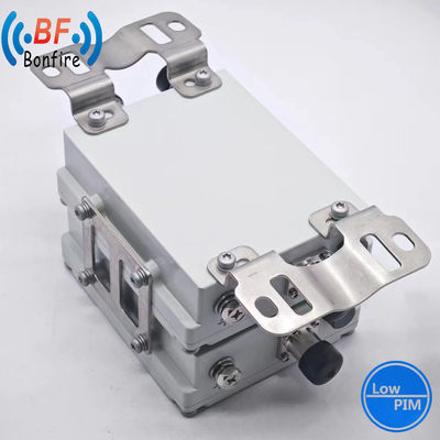 1710-2170MHz 2300-2690MHz Triplexer Radiofrequentie Tri-band RF Low Pim Combiner SMA Vrouwelijk