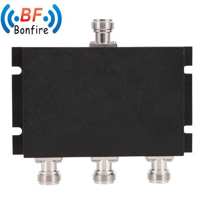N-F Interface 136-174MHz 2 Way RF Micro Strip Power Splitter 50W NF zie onderstaande gegevenstabel