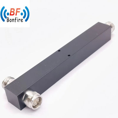 Indoor/Outdoor 2 Way Reactive Power Splitter -160dbc IP65 350-3800MHz N Vrouwelijk Grijs