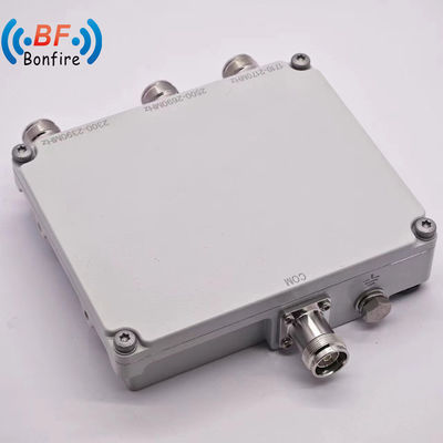 40W Low Pim Quad-Band Combiner voor 1710-1880 1920-2170 2300-2400 2500-2700MHz