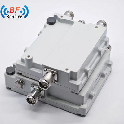 Diplexer Triplexer Duplexer voor 698-960 1710-2170 1920-2710 2300-2400 2500-2700MHz IP67