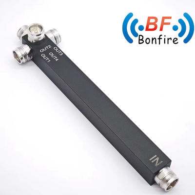 IP65 4 Way Reactive Power Splitter voor binnen/buiten met 4.3-10 connector 698-3800MHz