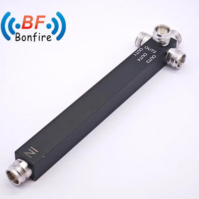 IP65 4 Way Reactive Power Splitter voor binnen/buiten met 4.3-10 connector 698-3800MHz