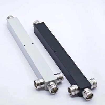 Gepersonaliseerde Grijs 698-4200MHz 5G N Vrouwelijke 3 Way Power Splitter voor klantvereisten
