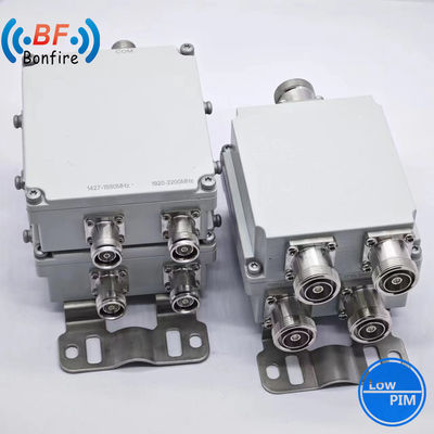 1710-1880 1920-2170 2300-2400 2500-2700MHz Triplexer RF Diplexer Combiner met SMA-connector