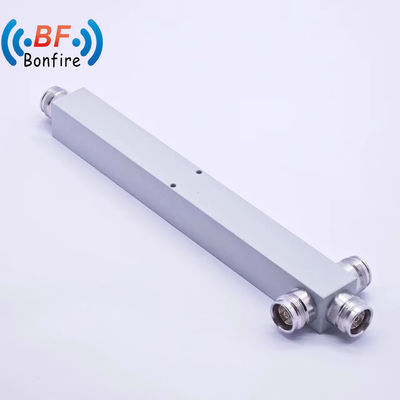 0.510kg Pakket Bruto Gewicht OEM/ODM 3 Way Power Splitter Divider 617-4000MHz SMA Vrouwelijk