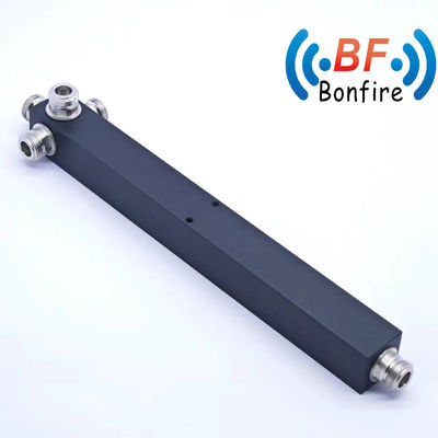 Pakket Bruto Gewicht 0,510 kg Vierweg Power Divider Splitter SMA Vrouwelijk Type 617-4000MHz