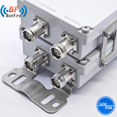 RF Triplexer Diplexer Combiner 1710-1880 1920-2170 2300-2400 2500-2700MHz Enkel 4,3-10f -160 Dbc IP67