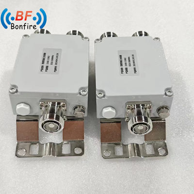 Grijze/Rode/Zwarte/op maat gemaakte -Distributed RF Combiner en Diplexer voor telecomonderdelen