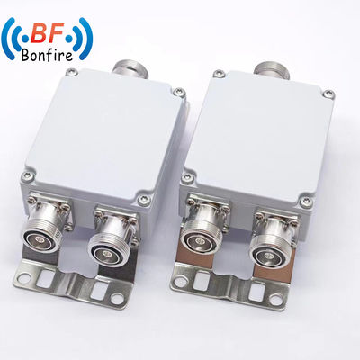 4.3-10f DIN-F N-F RF combinator voor binnen/buiten IP65 1920-2170 2300-2400 2500-2700MHz