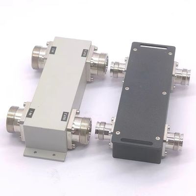 2 in 2 uit 617-3800MHz DIN-F DQ-0638-213301 RF Passive Coupler Hybrid Combiner met 1