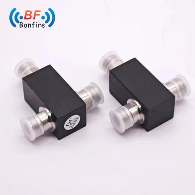 OEM/ODM 2 Way Power Splitter Combiner GFQ-XXXXXX voor communicatiesysteem 617-4000MHz