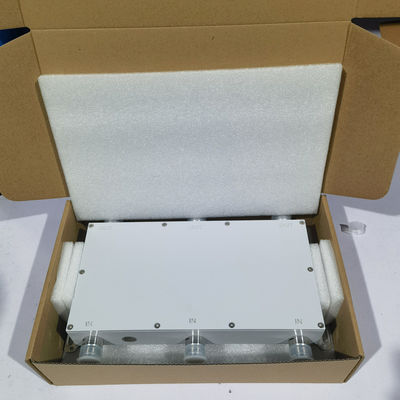 Gepersonaliseerd 698-3800MHz 3 in 3 uit Wireless Telecommunication Hybrid Coupler in Zwart