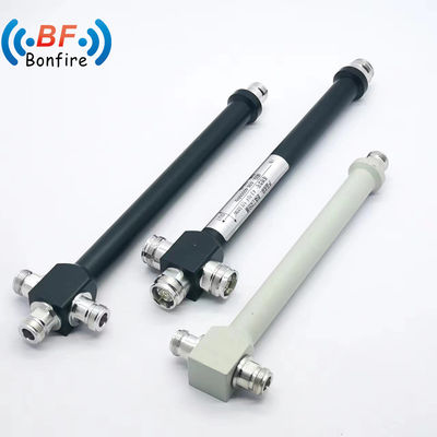 Zwarte 2 Way RF Power Splitters 698-3800MHz Power Divider Splitters met SMA-connector