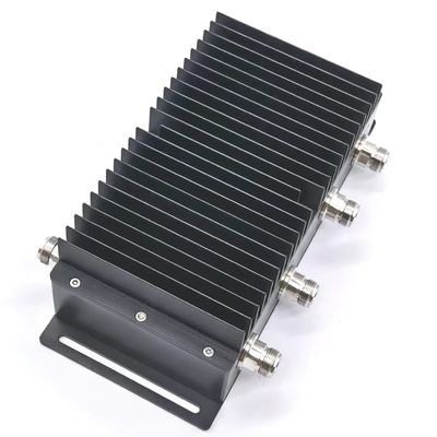 698-3800MHz 100W 150dbc Draadloze communicatie 4X1 Hybride koppelaar met N-F-interface