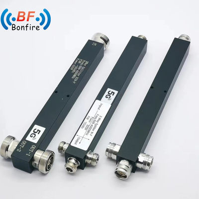 0.510kg Pakket N Vrouwelijke 698-3800MHz Power Splitter Pim-160dbc IP67 voor Telecommunicatie