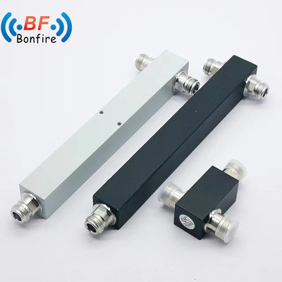 Gepersonaliseerde N-type vrouwelijke splitser voor VHF UHF 698-3800MHz Walkie-Talkie Booster