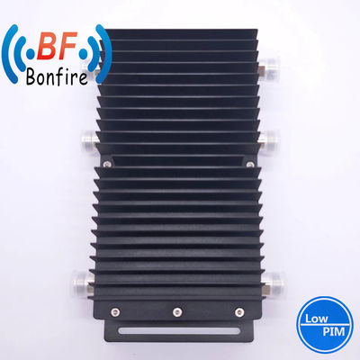 Grijze 698-3800MHz 3dB Hybride koppel 4,3-10 Vrouwelijke 4 in 4 uit Combiner IP65 -160dbc