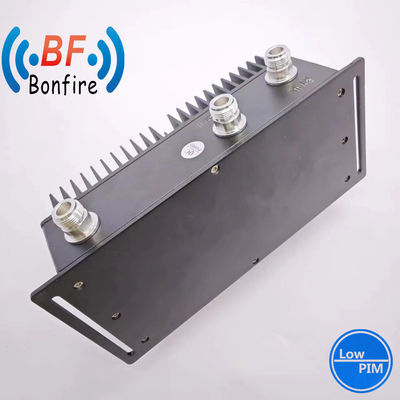 Grijze 698-3800MHz 3dB Hybride koppel 4,3-10 Vrouwelijke 4 in 4 uit Combiner IP65 -160dbc