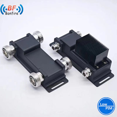 12.00cm * 7.00cm * 4.00cm 617-3800MHz 2 uit 1 in 3dB Hybride Combiner Coupler N Vrouwelijk