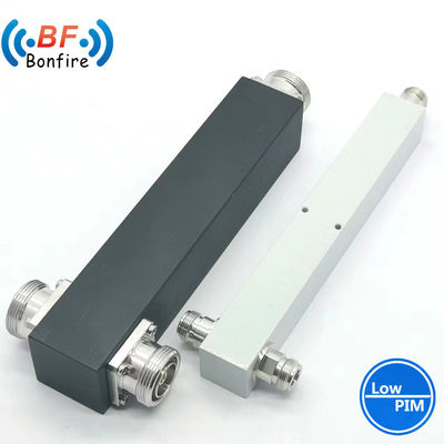 2 3 4 Way Power Splitter voor de openbare veiligheid 50W 350-3800MHz Telecommunicatiesystemen