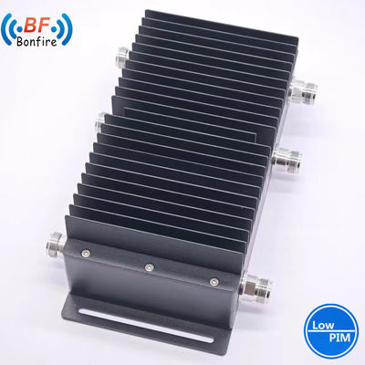 High Power Hybrid Coupler 3dB 698-2700MHz DIN-vrouwelijke connector voor toepassingen DQ-XXXXXX