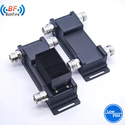 4.3-10 Vrouwelijke interface Hybride koppel 698-4000MHz RF 3dB Hybride combinator IP65 -161dbc