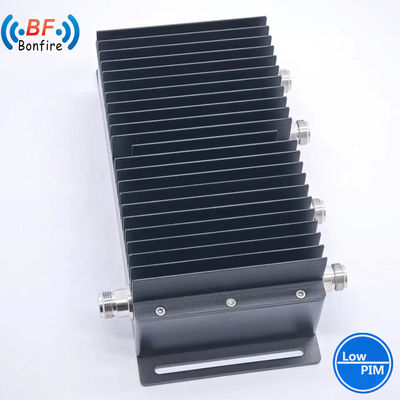 Low Pim Hybrid Coupler 7/16DIN Vrouwelijk Type UHF RF Hybrid Combiner 698-4000MHz 3dB RF 2X1