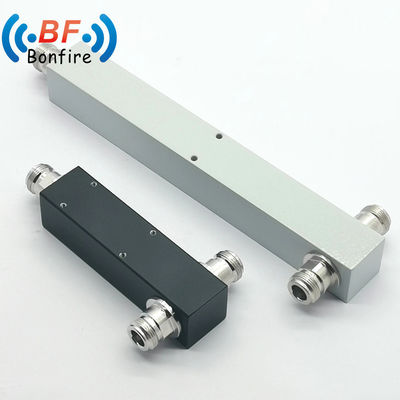 Binnen/buiten 698-6000MHz 2 Way GPS Power Divider Passieve Microstrip RF Power Splitter
