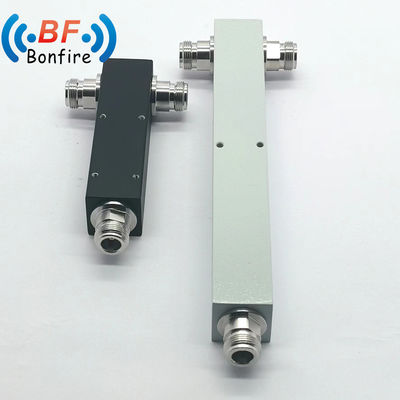 Binnen/buiten 698-6000MHz 2 Way GPS Power Divider Passieve Microstrip RF Power Splitter