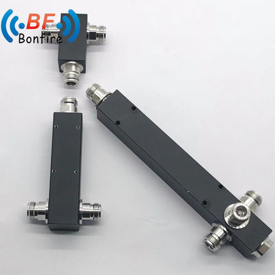 3200W IP65 4.3-10 Vrouwelijke RF-cavitysplitter 2weg 698-4000MHz 50ohm voor duurzaam