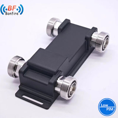 Op maat gemaakte 2X2 Low Pim Hybrid Coupler 4.3-10 Vrouwelijk voor buiten IP65 Netwerkbehoeften