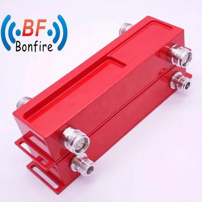 698-3800MHz 3dB Rood Kleur Hybride Koppeling 4.3-10 Vrouwelijke 2 in 2 uit Combiner IP65 -160dbc
