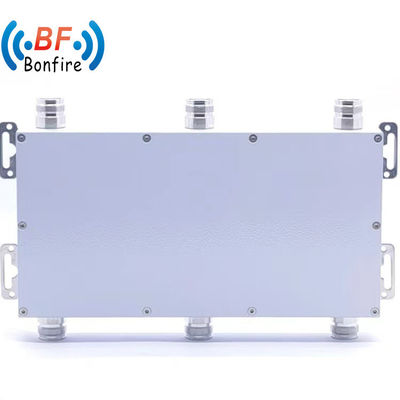 698-4000MHz 3 in 3 uit 3dB 3 3 RF Hybride koppelaar Hybride combinator voor de openbare veiligheid Ibs Das