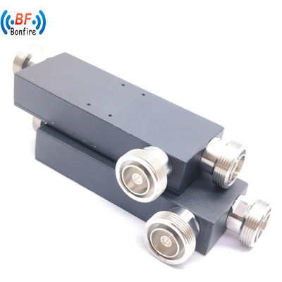 18.00cm * 4.00cm * 3.00cm Pakketgrootte 5dB 6dB 7dB 8dB Richtcoupler 698-4200MHz D-F