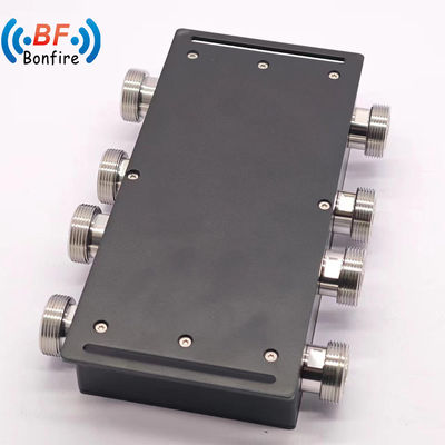 Gepersonaliseerde RF 698-4000MHz 100W 4X4 uit Hybride Combiner met Low Pim -155dbc in Rood