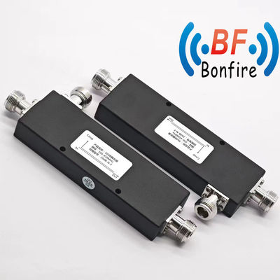 Breedband 698 3800MHz Directional Coupler voor televisie-signaal Rood Op maat gemaakt ontwerp